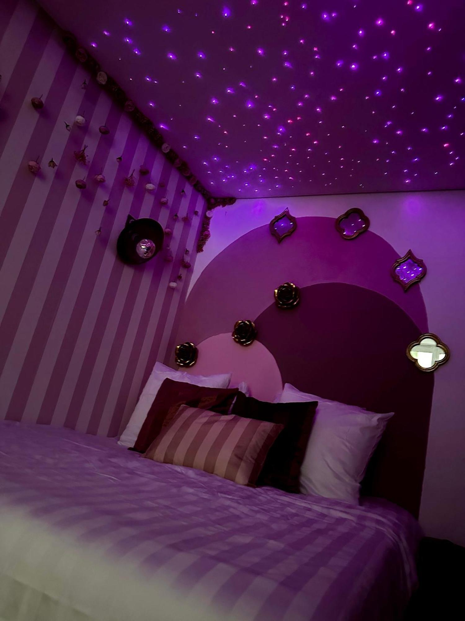 Romantic Room - Balneo - Ciel Etoile - Free Wifi - Netflix - Hyper Centre Pézenas Esterno foto